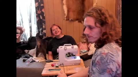 Forest Royalty online show from October 11, 5:22 pm