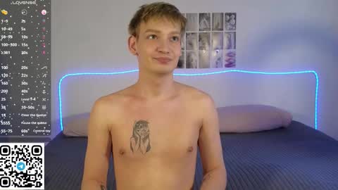 forever_eren online show from February 20, 6:19 am