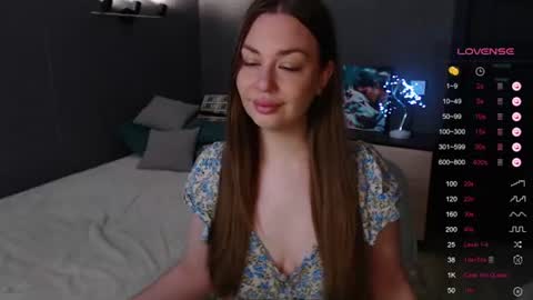 Julia online show from June 22, 2:35 am