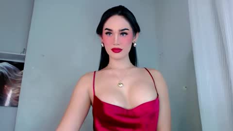 KHATRINA STACIE MARIE online show from October 16, 4:35 am