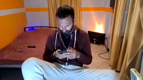 Snapshot of fotinakisdionisis696540 chatting on October 15, 10:59 am fotinakisdionisis696540 online show from October 15, 10:59 am