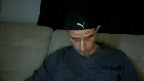 Snapshot of fouraide42 chatting on February 26, 10:31 pm fouraide42 online show from February 26, 10:31 pm