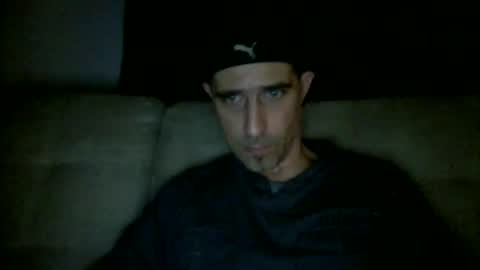 Snapshot of fouraide42 chatting on February 27, 1:48 am fouraide42 online show from February 27, 1:48 am