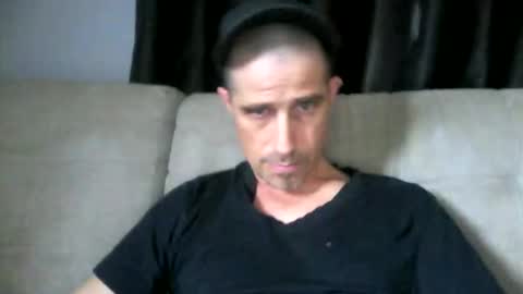 Snapshot of fouraide42 chatting on February 27, 2:00 pm fouraide42 online show from February 27, 2:00 pm