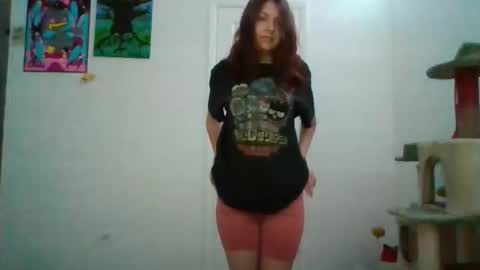 foursknfairy online show from March 10, 12:10 pm