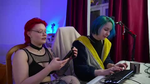 Snapshot of fox_and_dog chatting on February 22, 3:43 pm Senya subscribe to telegram channel online show from February 22, 3:43 pm