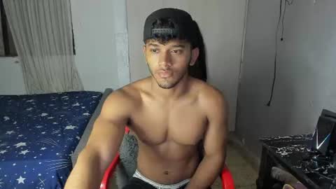 Snapshot of fox_evans chatting on June 20, 7:05 pm Fox online show from June 20, 7:05 pm