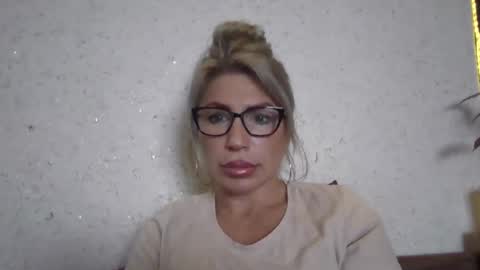 fox_red_lady7 online show from January 8, 10:28 am