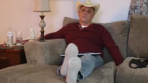 Hunter online show from December 20, 3:58 am