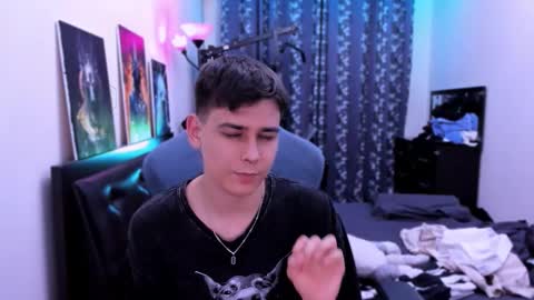 Foxicfu online show from September 19, 5:57 pm