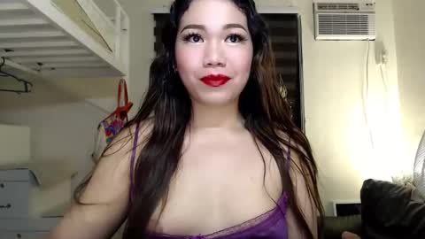 Snapshot of foxieeealona chatting on September 14, 5:17 am Alicia Baby online show from September 14, 5:17 am
