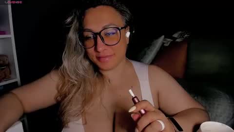 Snapshot of foxxxy__lady chatting on June 20, 2:36 am Kris online show from June 20, 2:36 am