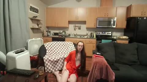 Snapshot of foxxxy_enby chatting on June 21, 6:27 am Rainbow online show from June 21, 6:27 am