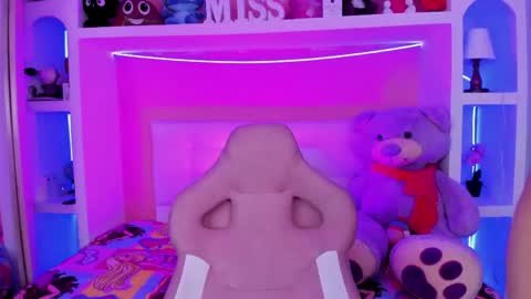 Miss Jade online show from April 15, 11:06 am