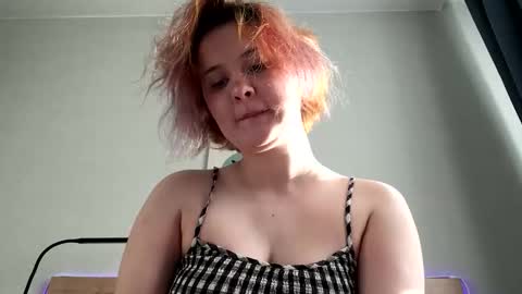 Kate online show from May 24, 12:54 pm