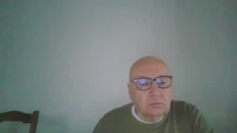 Snapshot of fra94 chatting on October 5, 4:05 pm fra94 online show from October 5, 4:05 pm