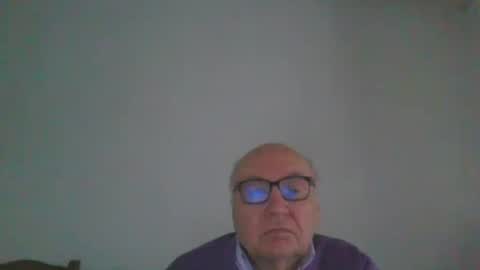 Snapshot of fra94 chatting on March 15, 2:56 pm fra94 online show from March 15, 2:56 pm