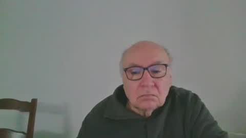 Snapshot of fra94 chatting on April 3, 2:37 pm fra94 online show from April 3, 2:37 pm