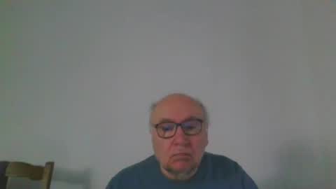 Snapshot of fra94 chatting on April 7, 1:22 pm fra94 online show from April 7, 1:22 pm
