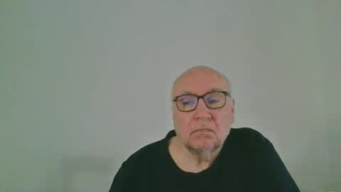Snapshot of fra94 chatting on May 10, 12:21 pm fra94 online show from May 10, 12:21 pm