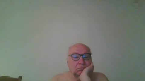 Snapshot of fra94 chatting on May 26, 3:02 am fra94 online show from May 26, 3:02 am