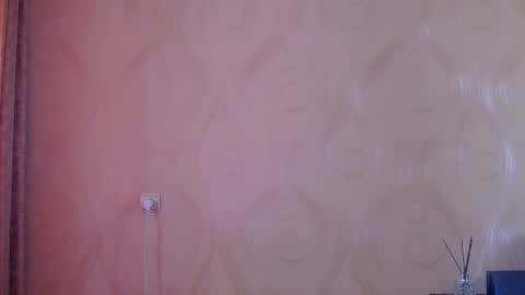frame_tamer888 online show from May 16, 10:36 am