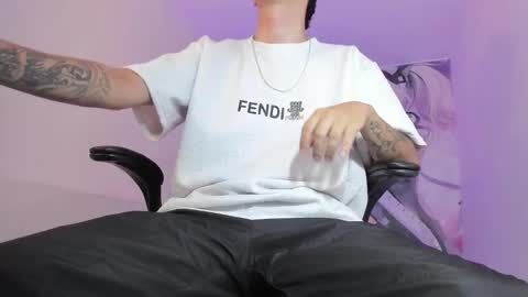 Fran online show from November 30, 2:26 am