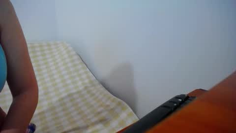 franceskcaa online show from March 9, 5:44 am