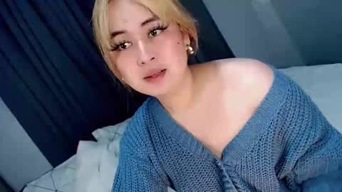 LOVE online show from January 9, 2:42 pm
