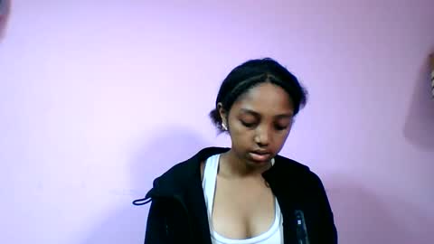 francia333068 online show from June 6, 5:28 pm