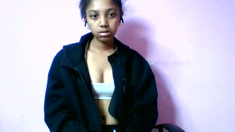 francia333068 online show from June 15, 5:42 am