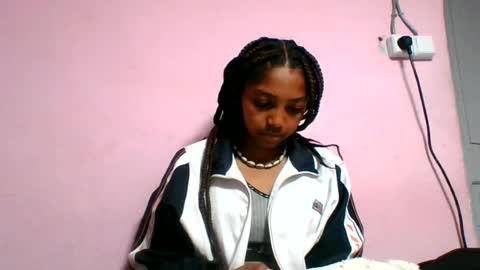 Snapshot of francia333068 chatting on July 28, 1:34 am francia333068 online show from July 28, 1:34 am