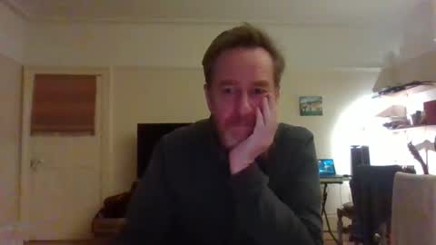 Snapshot of francisdilf chatting on December 10, 12:50 am francis dilf online show from December 10, 12:50 am