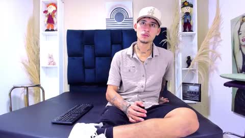 Snapshot of franco_roux chatting on February 19, 11:28 am Franco online show from February 19, 11:28 am