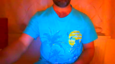 Snapshot of frank84848 chatting on May 16, 1:13 am Frank online show from May 16, 1:13 am