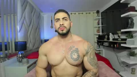 frank_foxx1 online show from May 8, 5:57 am