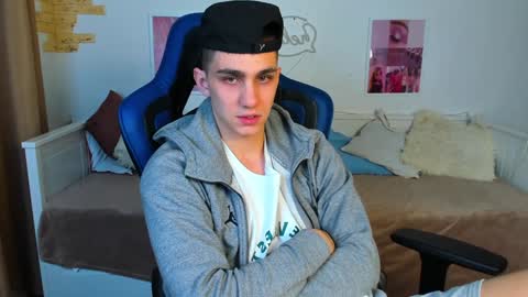 Frank online show from February 7, 12:39 pm