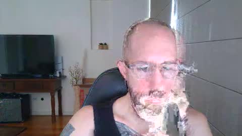 Snapshot of frank_perry2332 chatting on April 27, 11:25 pm frank_perry2332 online show from April 27, 11:25 pm