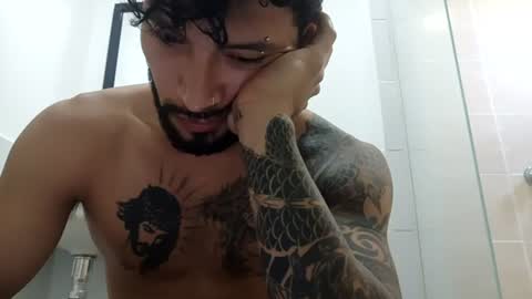 frankdanielsmolano online show from June 14, 3:58 pm