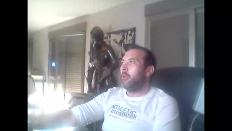 Snapshot of frankonde chatting on May 2, 7:24 am Frankonde online show from May 2, 7:24 am