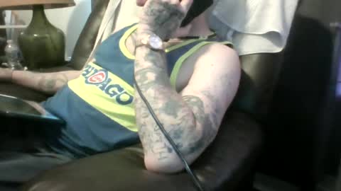 frankyb0yforeal online show from July 4, 8:59 pm