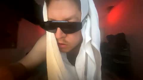 Snapshot of frankyrivv chatting on May 11, 7:58 am frankyrivv online show from May 11, 7:58 am