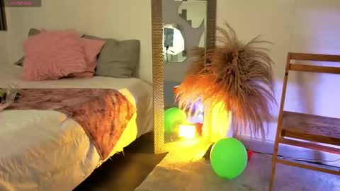 Snapshot of fransheskarossi_ chatting on April 24, 11:34 am Fransheska online show from April 24, 11:34 am
