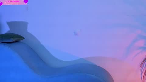 Snapshot of fransheskarossi_ chatting on June 10, 11:31 am Fransheska online show from June 10, 11:31 am