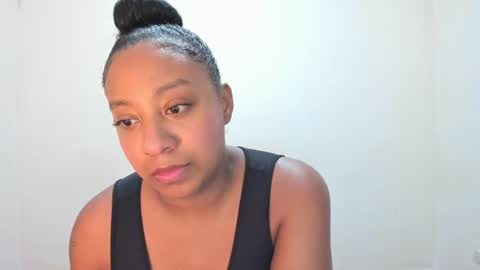 Snapshot of franyeli_9 chatting on June 14, 2:24 am franyeli online show from June 14, 2:24 am