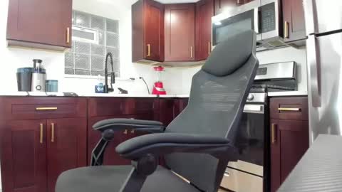 Snapshot of franyelis_latinhot chatting on July 31, 1:38 am franyelis_latinhot online show from July 31, 1:38 am