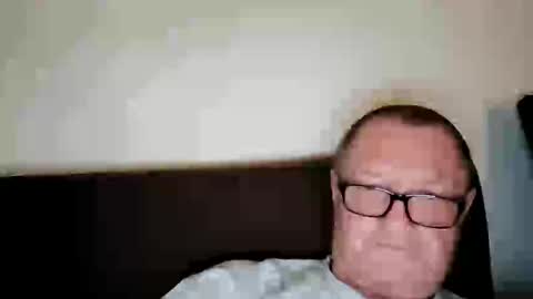 Snapshot of frauenfeind1 chatting on June 8, 5:30 am Wolfi online show from June 8, 5:30 am