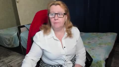 FrauMartha online show from March 16, 1:04 pm