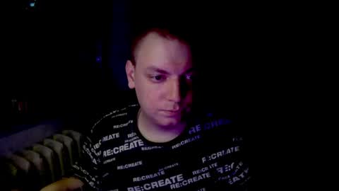Snapshot of freak_azoid chatting on July 4, 1:56 am freak_azoid online show from July 4, 1:56 am
