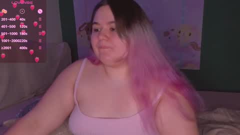 Snapshot of freakcute_friends chatting on February 20, 10:37 pm Alice online show from February 20, 10:37 pm